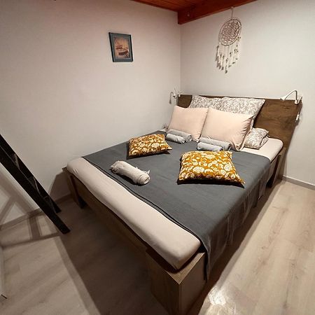 Goldcentral Apartment Danube Budapest Kültér fotó